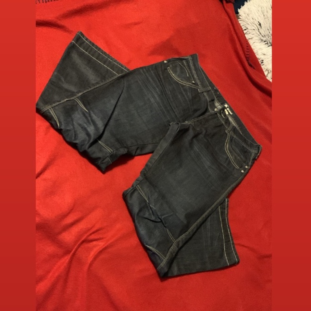 Men’s  jeans.